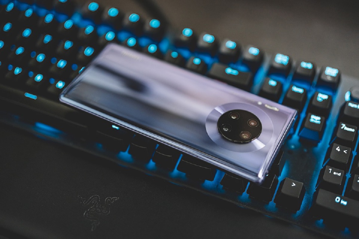 Omdia: Huawei dominuje na rynku infrastruktury