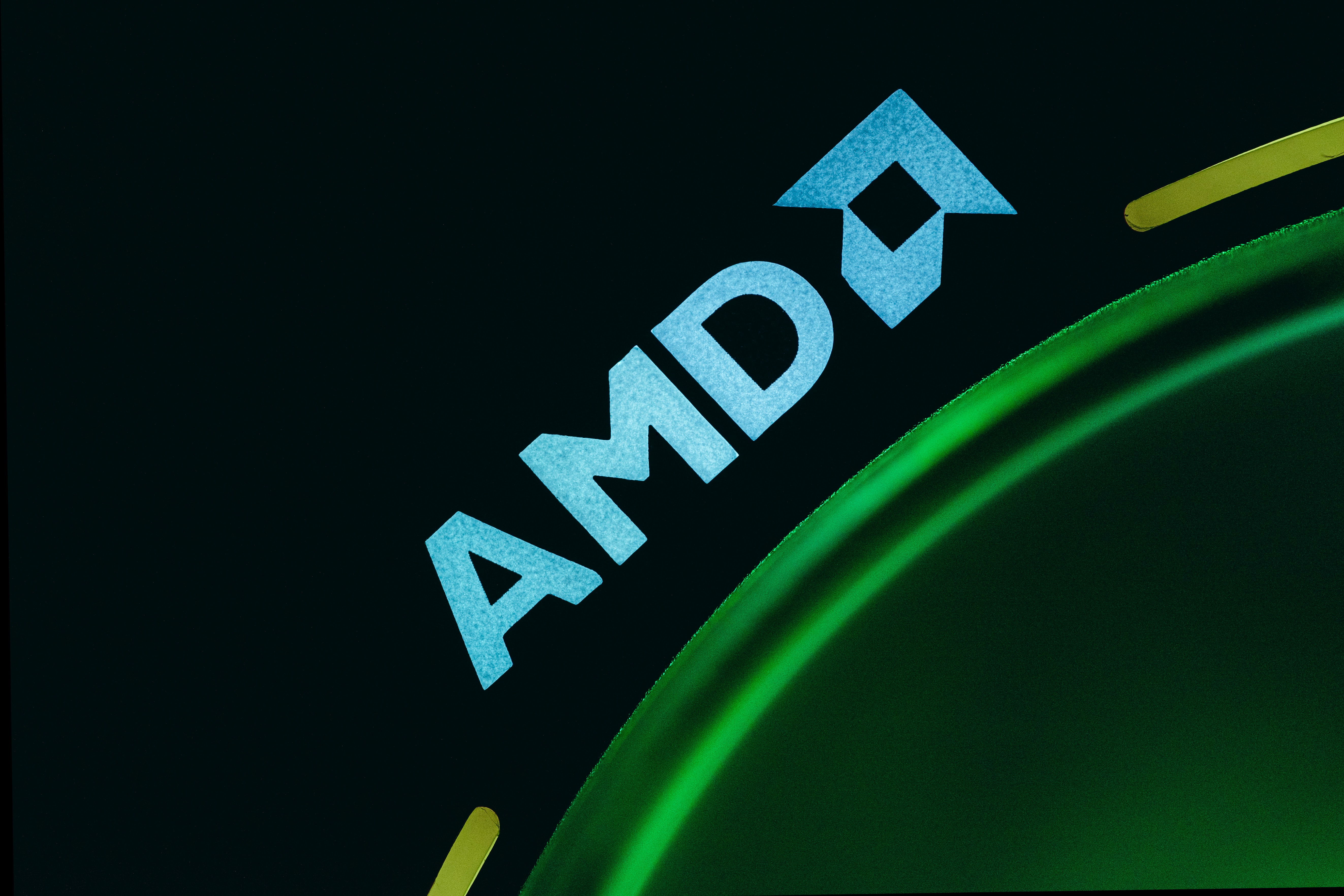 Windows 7 wypada z listy wsparcia AMD, podobnie – dziesiątki kart