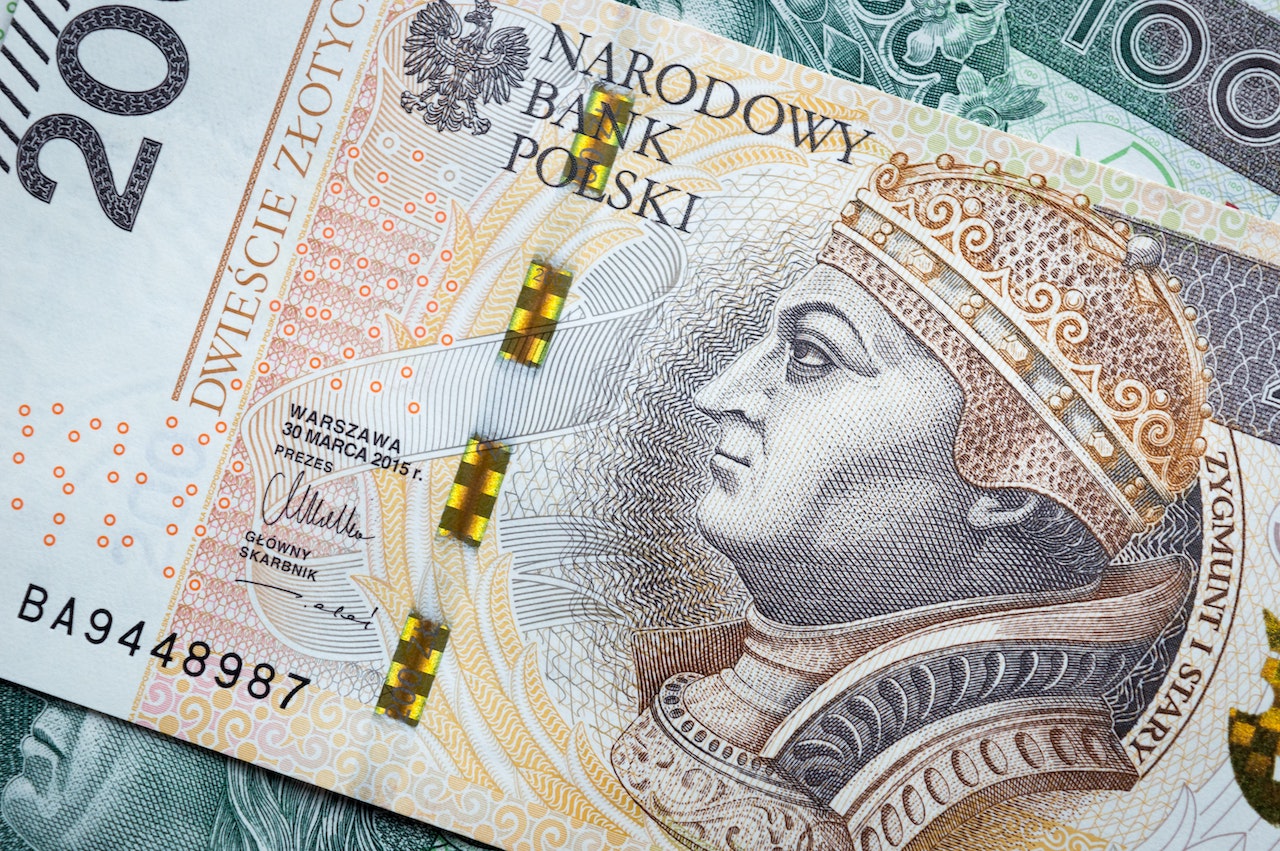 Jak okraść bank w biały dzień? Ano, na przykład tak