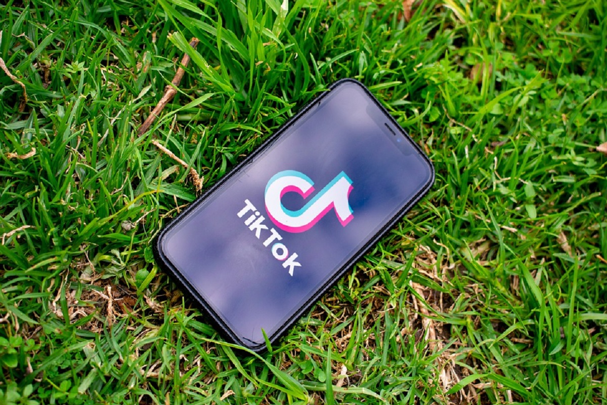TikTok z trzema miliardami pobrań i rekordowymi przychodami