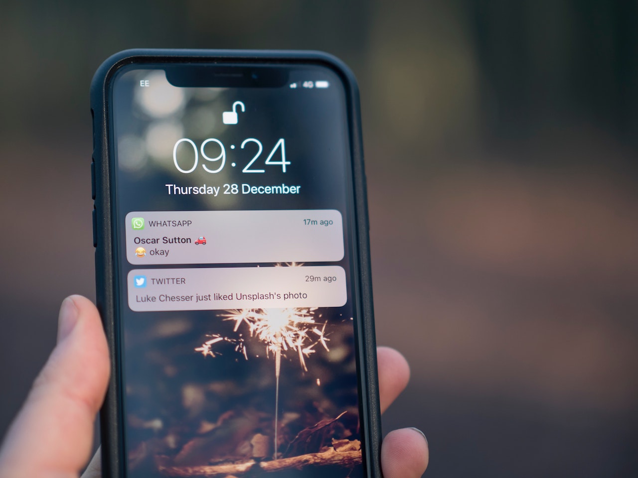 WhatsApp – obawiasz się podsłuchu? Arabowie doradzają