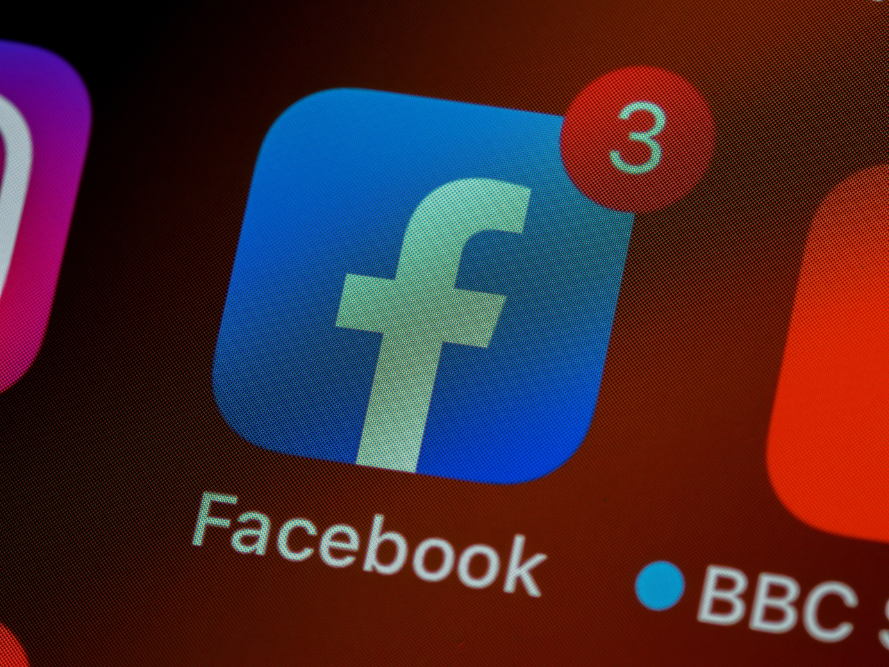 Facebook odleciał. Ma kolejny pomysł jak wyciągnąć Twoje dane