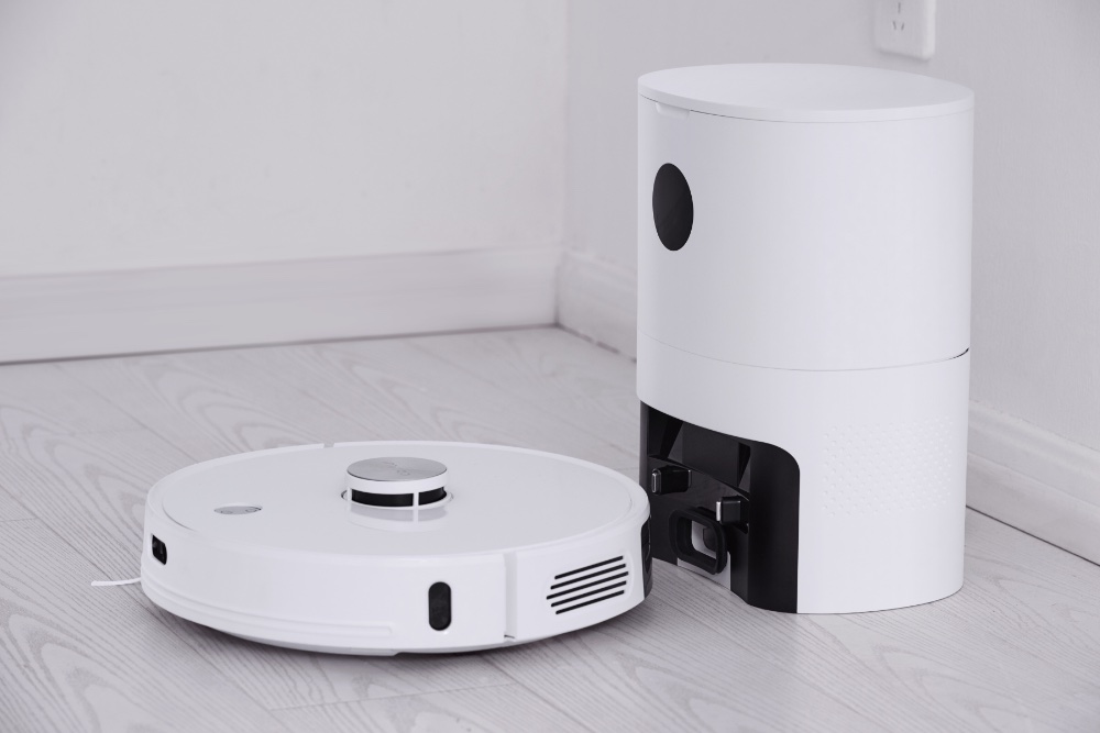 Cudo z AliExpress: Xiaomi IMILAB V1 rozpozna dywan i sam się opróżni
