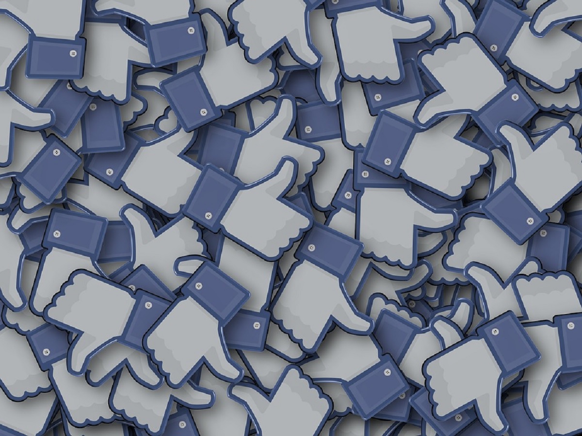 Facebook przywróci rozmowy głosowe w aplikacji