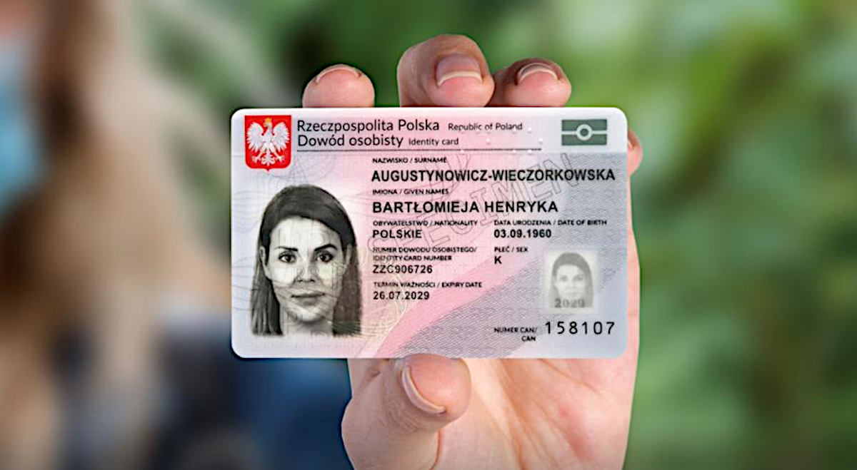 Od listopada nowe dowody osobiste z drugą cechą biometryczną: odciskami palców