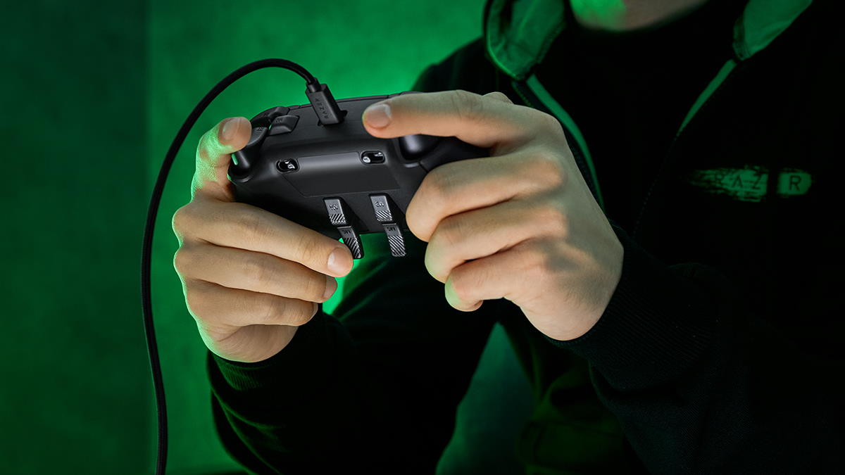 Razer Wolverine V2 Chroma - kontroler do gier za ponad 700 zł