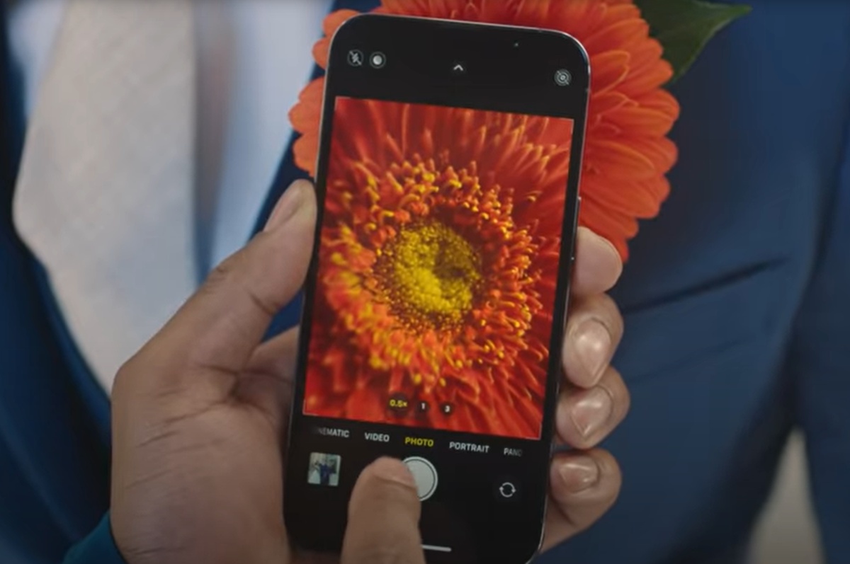 iPhone 13 Pro ma tryb makro w aparacie