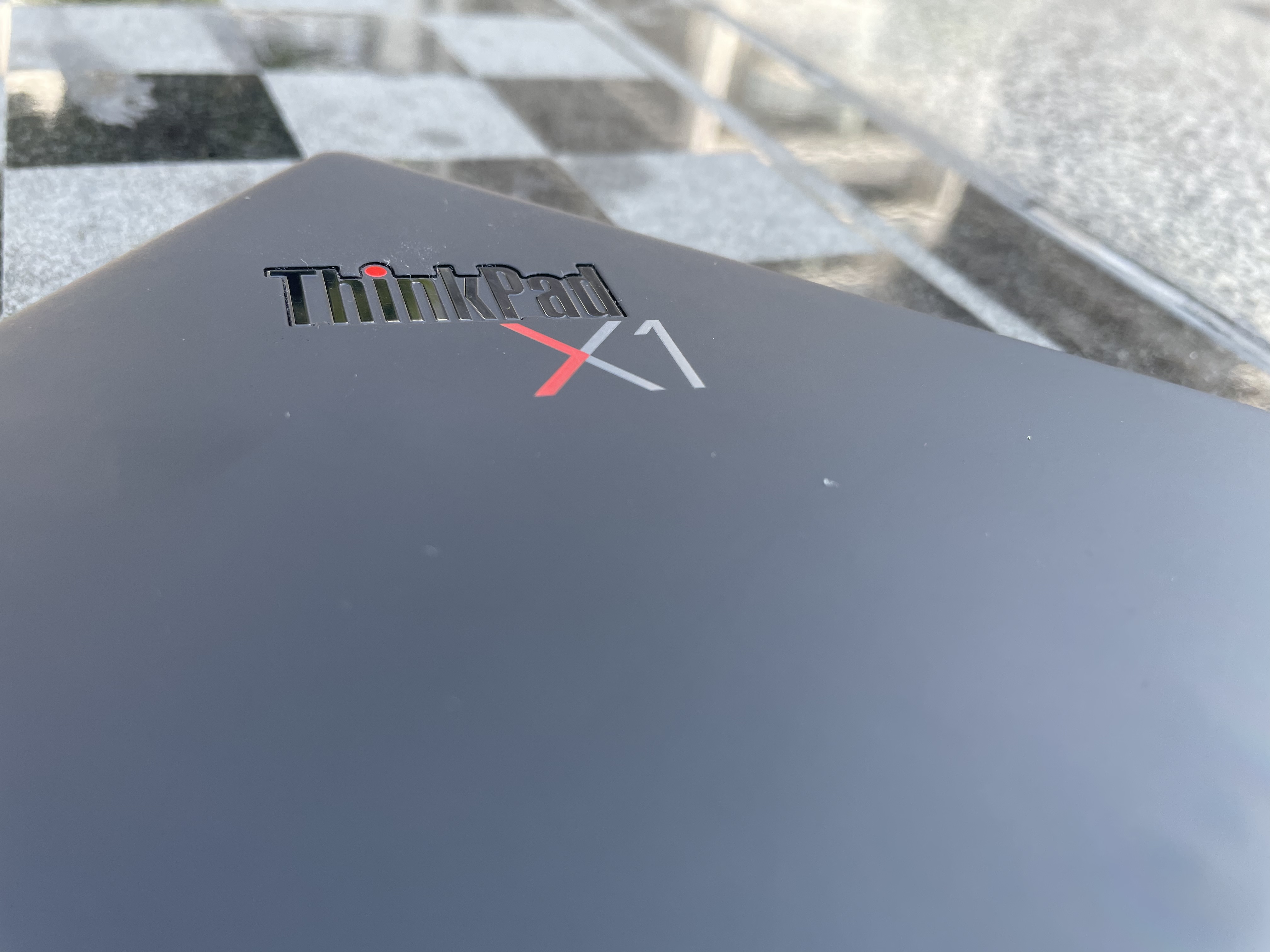 Ultralekki laptop z eSIM o ogromnych możliwościach. Nie, to nie jest oksymoron