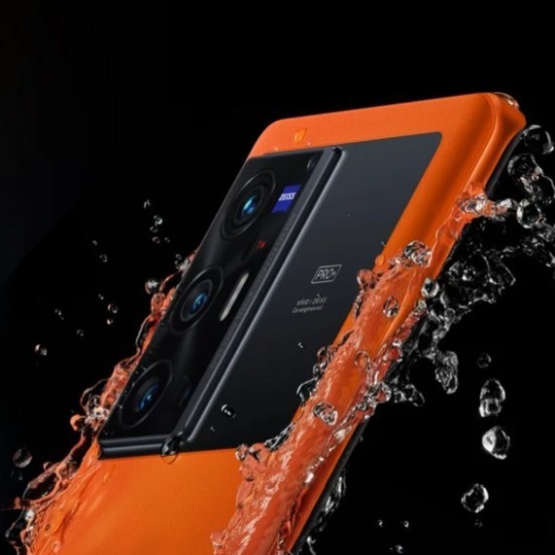Vivo prezentuje trzy smartfony z serii X70 z optyką marki Zeiss