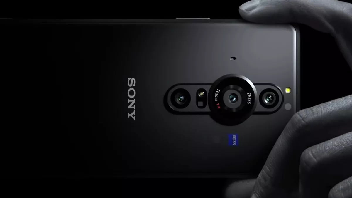 Sony Xperia PRO-I to już nie smartfon. To kompaktowy aparat z telefonem