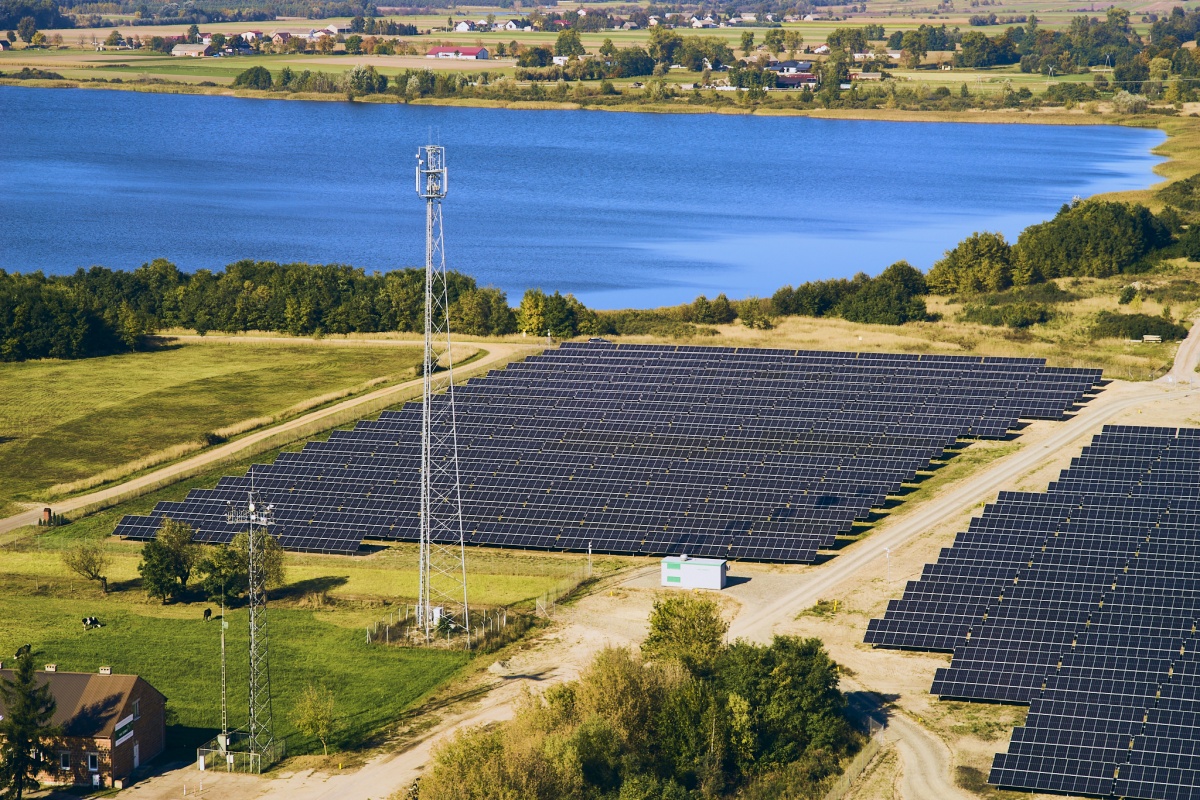 ZE PAK uruchamia największą elektrownię słoneczną w Polsce
