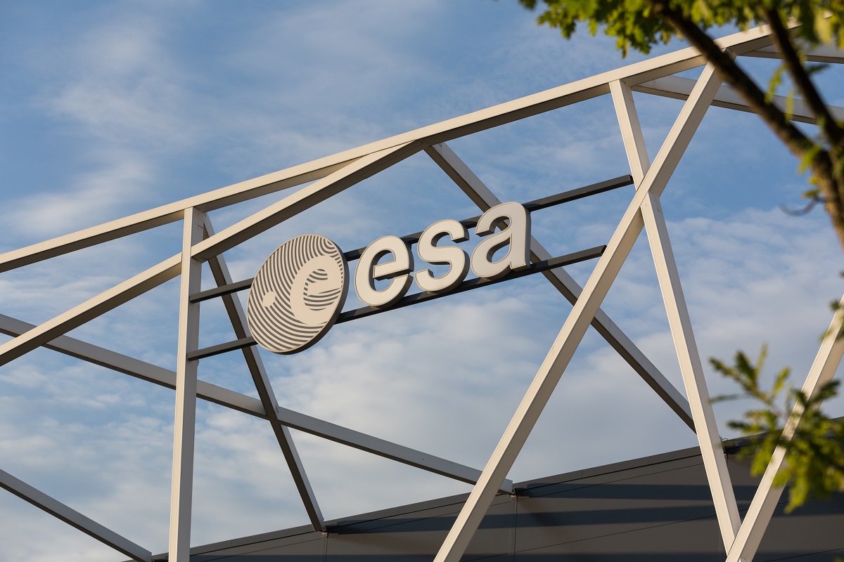 Ariel - ESA podpisała kontrakt na budowę europejskiego teleskopu