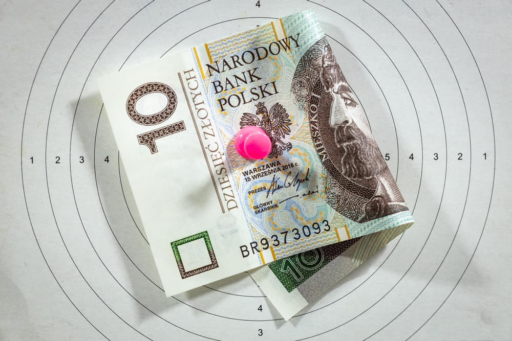 Zrobili skok na kasę Polaków. Teraz muszą się tłumaczyć