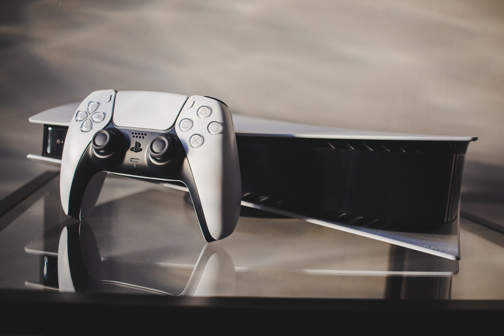 PlayStation 5 bez PS Plus, ale z czymś znacznie mocniejszym