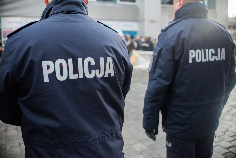 Toruń. Odebrała fałszywy SMS. Stanęła przed sądem jako oskarżona