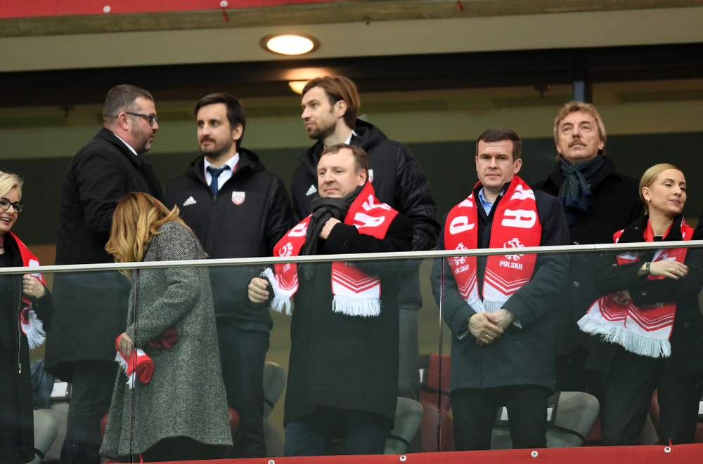 Jacek Kurski chce, aby do niego dzwonić. Podał wszystkim numer