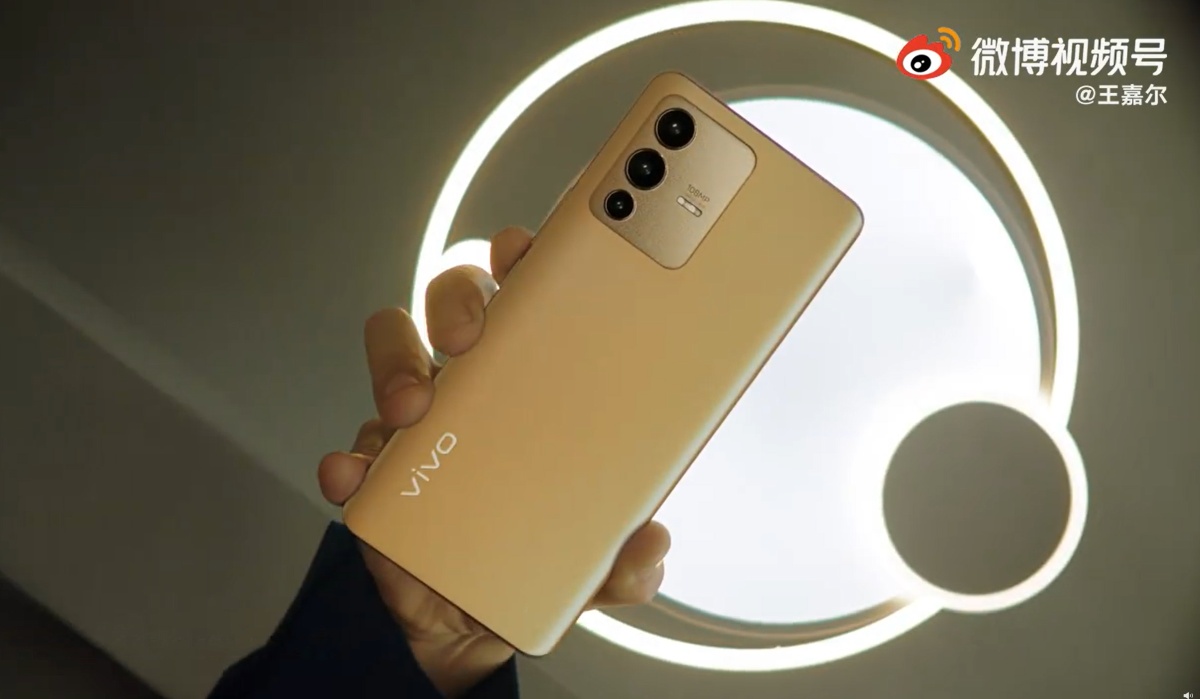 Vivo S12 i S12 Pro to nowe smartfony z dużym wcięciem w ekranie