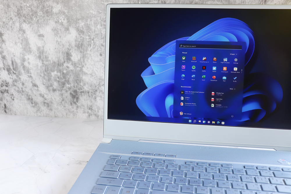 Windows 11 kończy walkę z prawami fizyki