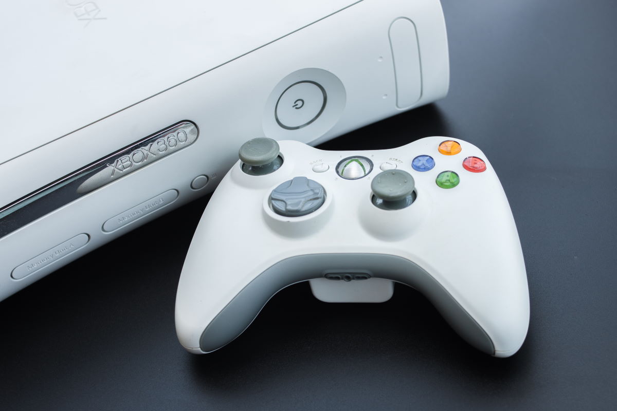 Xbox 360: **psuje się**. Microsoft: Fajnie, zróbmy na tym hajs