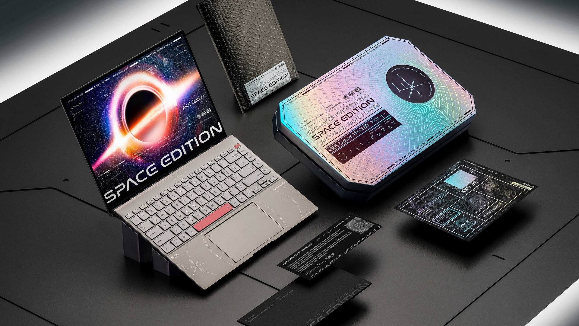 Asus zaprezentował laptopy z kosmosu - dosłownie!