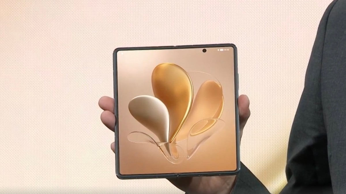 Honor Magic V już oficjalnie. Jest lepszy niż Galaxy Z Fold3?