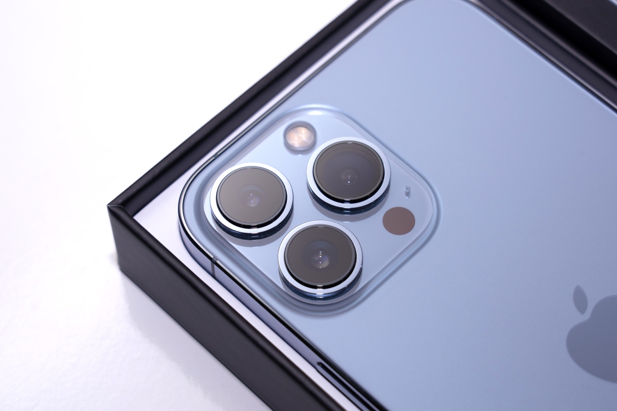 iPhone 15 Pro zyska obiektyw peryskopowy z zoomem 5x