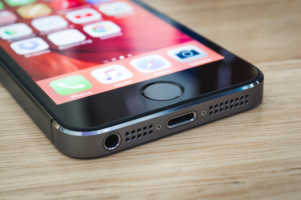 iPhone we Francji jednak będzie upośledzony. W imię ekologii