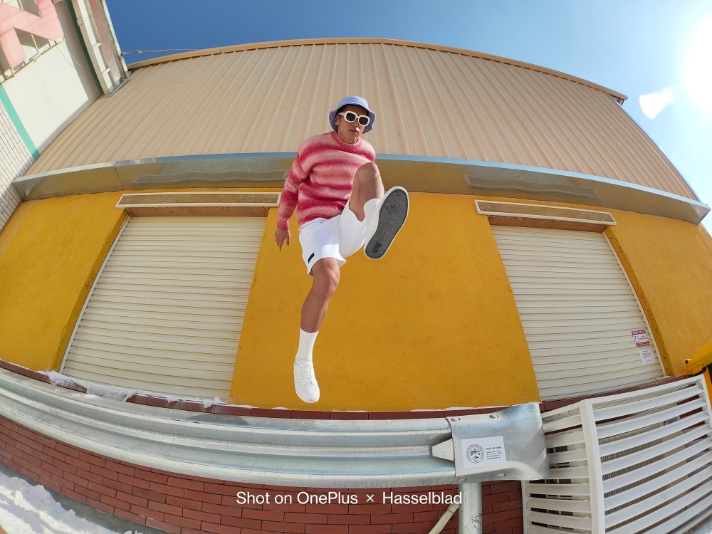 OnePlus 10 Pro z aparatem Hasselblad. Szeroki kąt zwali z nóg