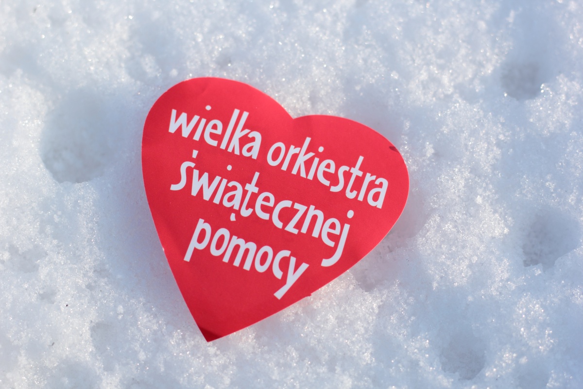 Play gra z WOŚP i pomaga w okamgnieniu