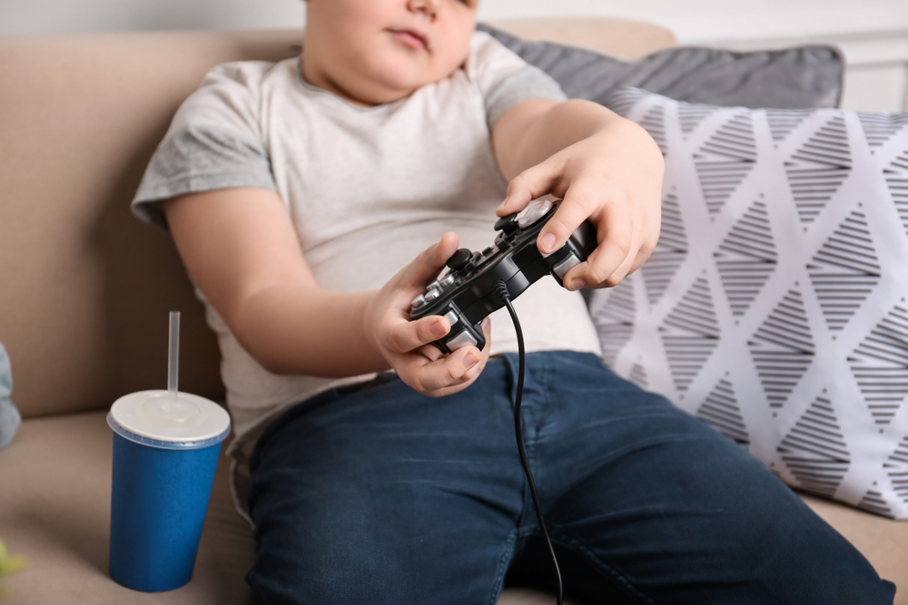 Rosja zawstydza Morawieckiego. Przez e-sport naprawdę wyrzuci dzieci z domu
