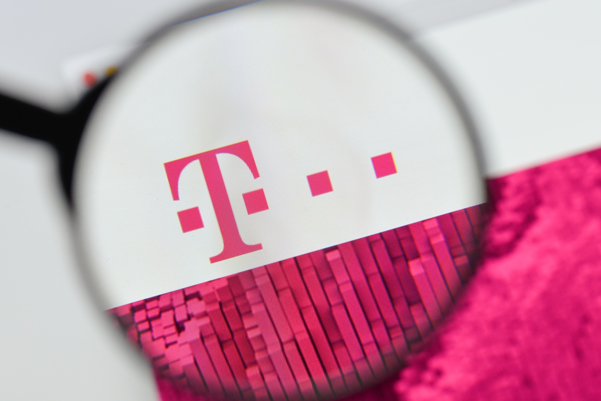 T-Mobile rozdaje darmową nawigację po Polsce