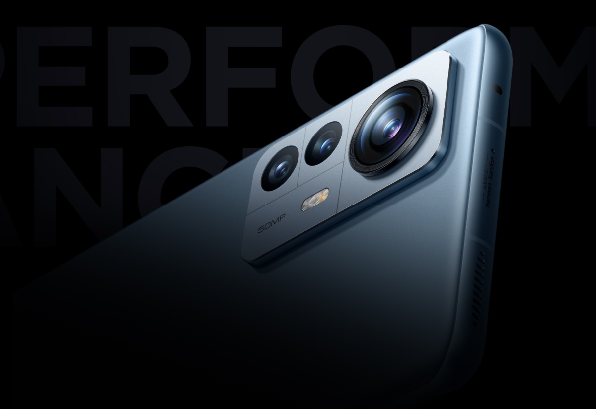 Xiaomi 12 Pro rozebrany na części [wideo]