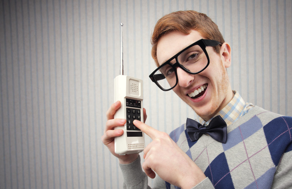 UKE: firmy wydają na telefony 173,4 zł, najczęściej korzystają z Messengera