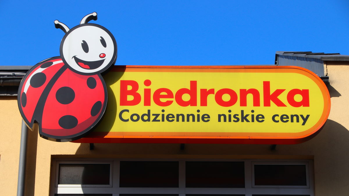 Biedronka z kozacką promocją. Odda Ci pieniądze za zakupy