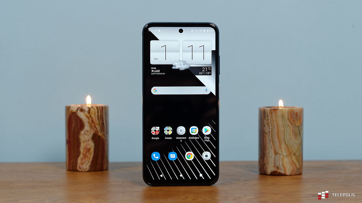 HTC przypomina o sobie i zapowiada nowego flagowca
