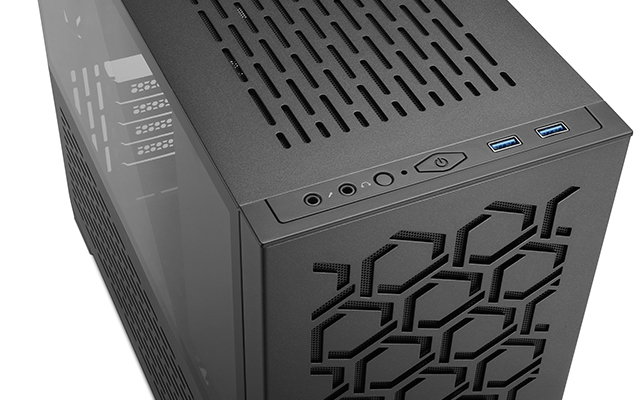 Sharkoon prezentuje małe, tanie i pojemne obudowy Micro Tower