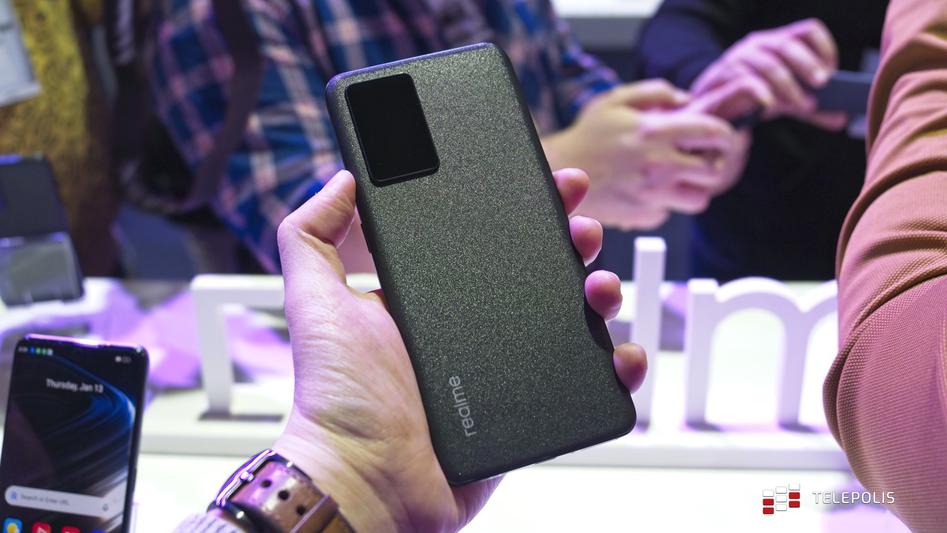 Realme GT Neo 3 z ładowaniem 150 W – wystarczy 5 minut