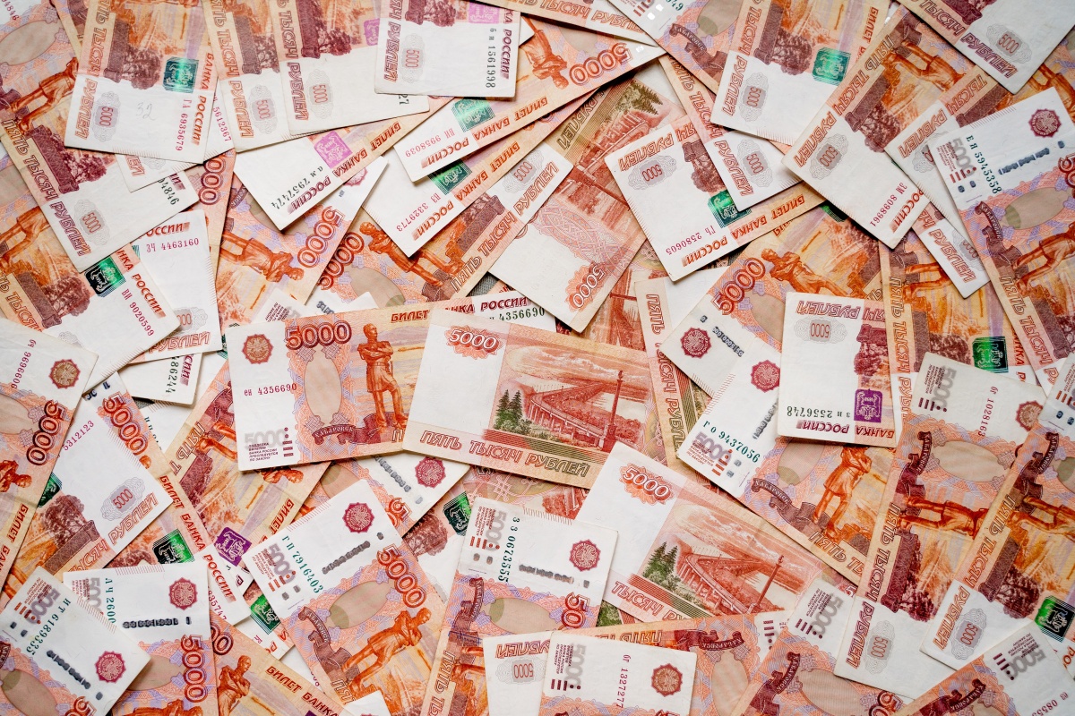 Bank Centralny Rosji podnosi stopy procentowe i opóźnia otwarcie giełdy
