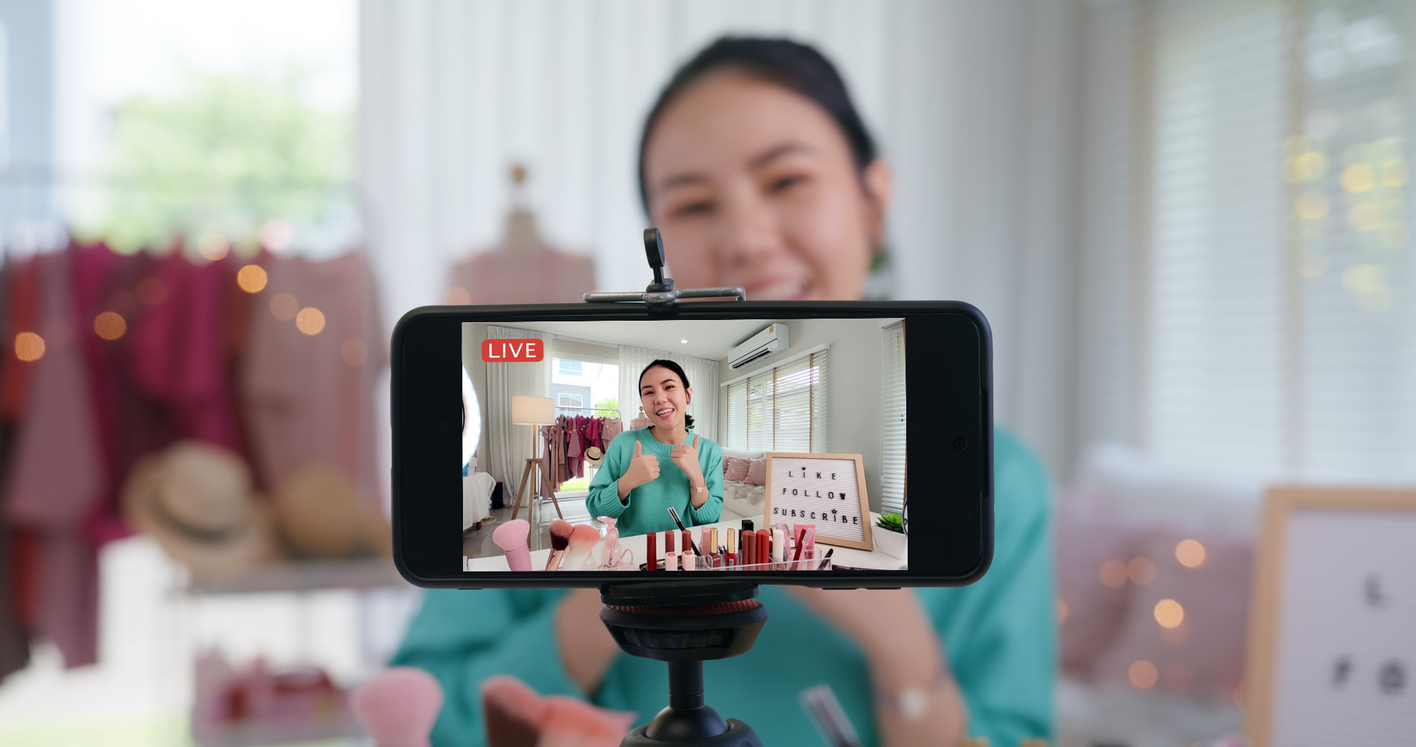 Google chce przyciągnąć twórców, więc YouTube będzie sklepem