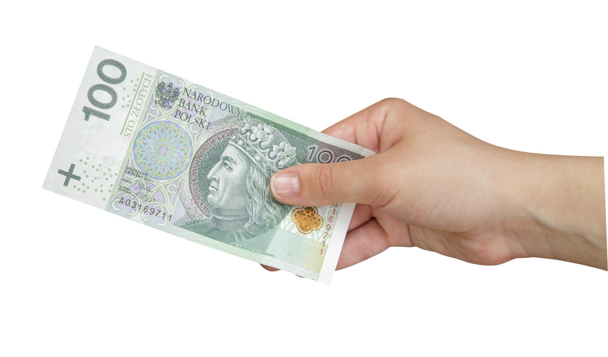 Plus: zwrot 100 zł gotówki w ofercie na Kartę. Odbierz w bankomacie