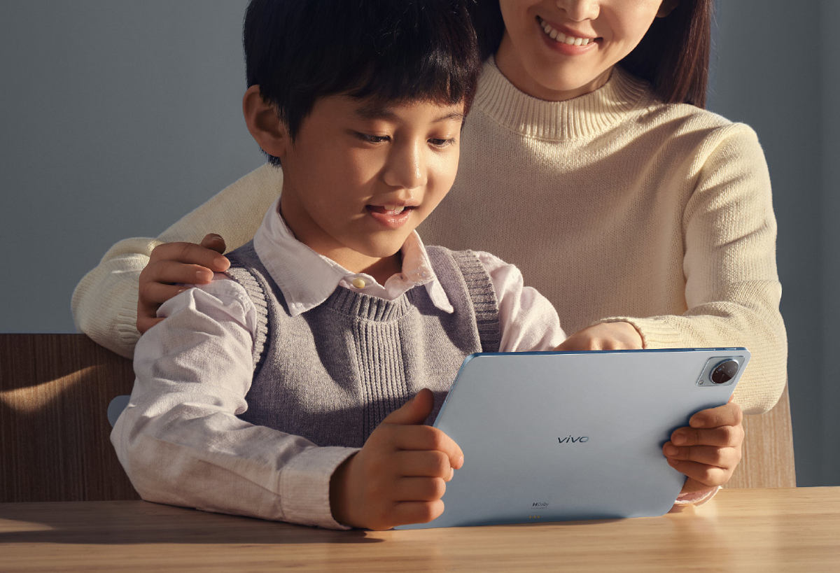 Tablet Vivo Pad z klawiaturą oficjalnie ujawniony. Zbliża się też Vivo X Fold i Vivo X Note