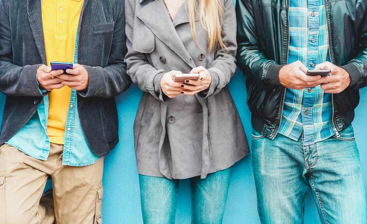 Namaste Mobile: Asta-Net odpala własną telefonię komórkową