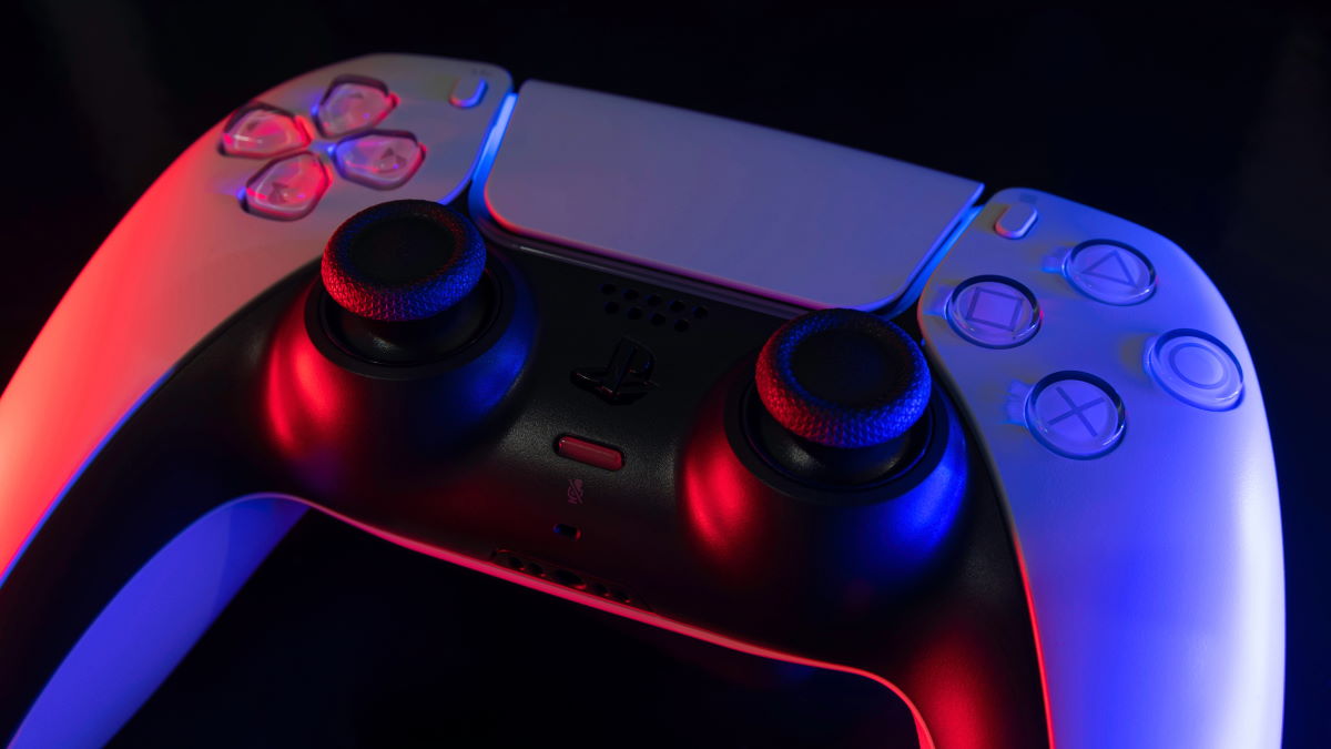PlayStation 5 Slim? Sony wysyła paczki z tajemniczym prototypem