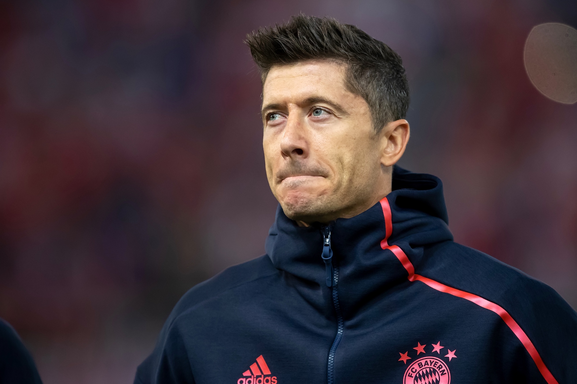 Lewandowski zerwał umowę z Huawei. Wiemy, ile na tym stracił