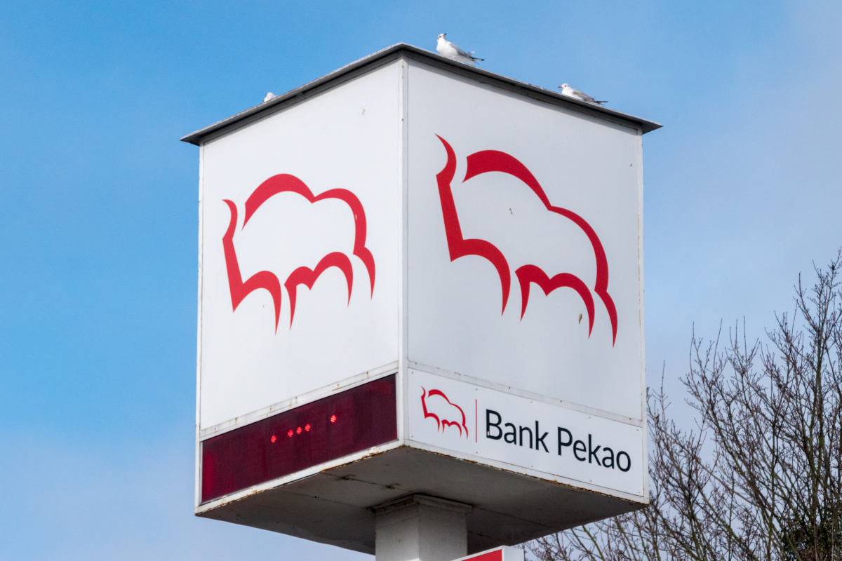 Bank Pekao wprowadza kartę kredytową z kolorem w abonamencie