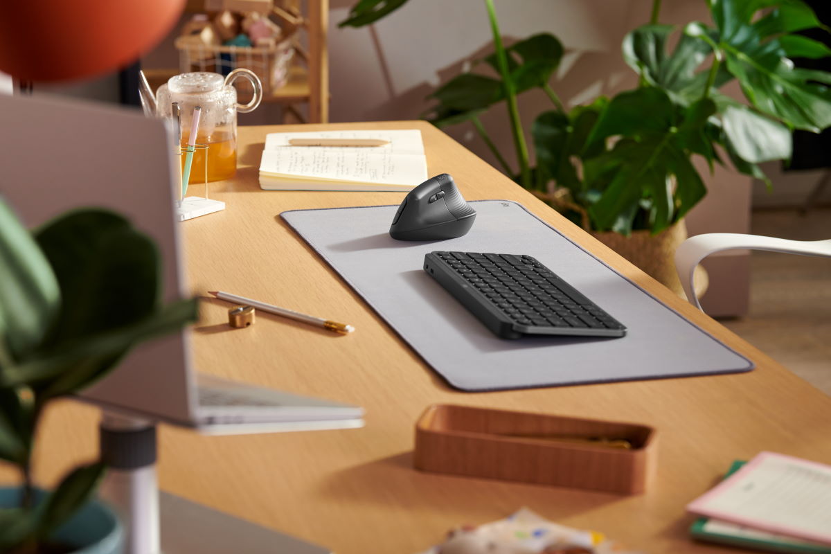Logitech Lift. Ta myszka, to odpowiedź na problemy z nadgarstkiem