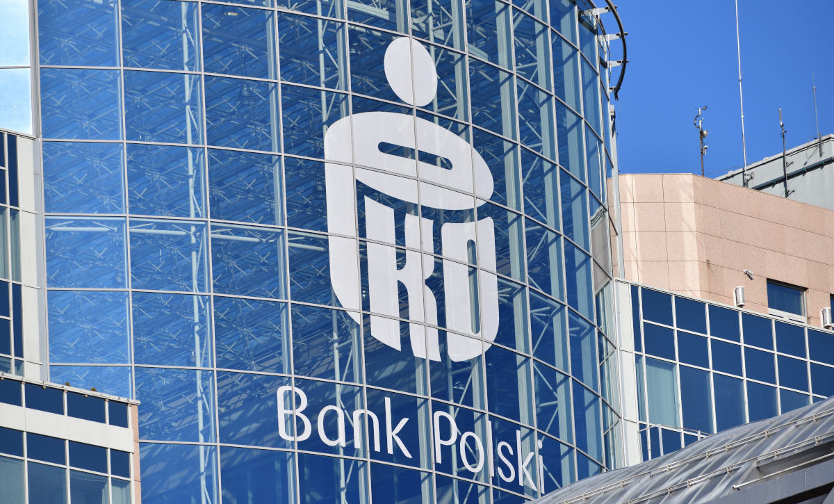 PKO BP robi przewrót. Koniec uporczywego klikania