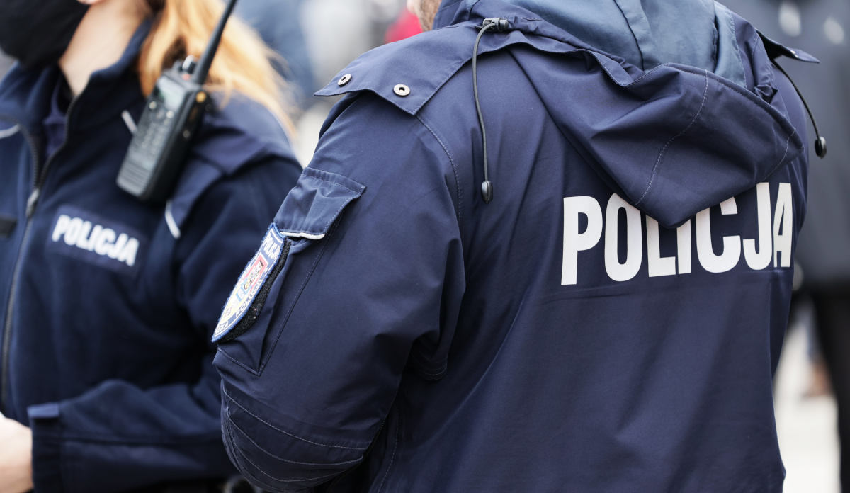 Gawarit Moskwa! Podpalał maszty, później zwalczał szczepionki