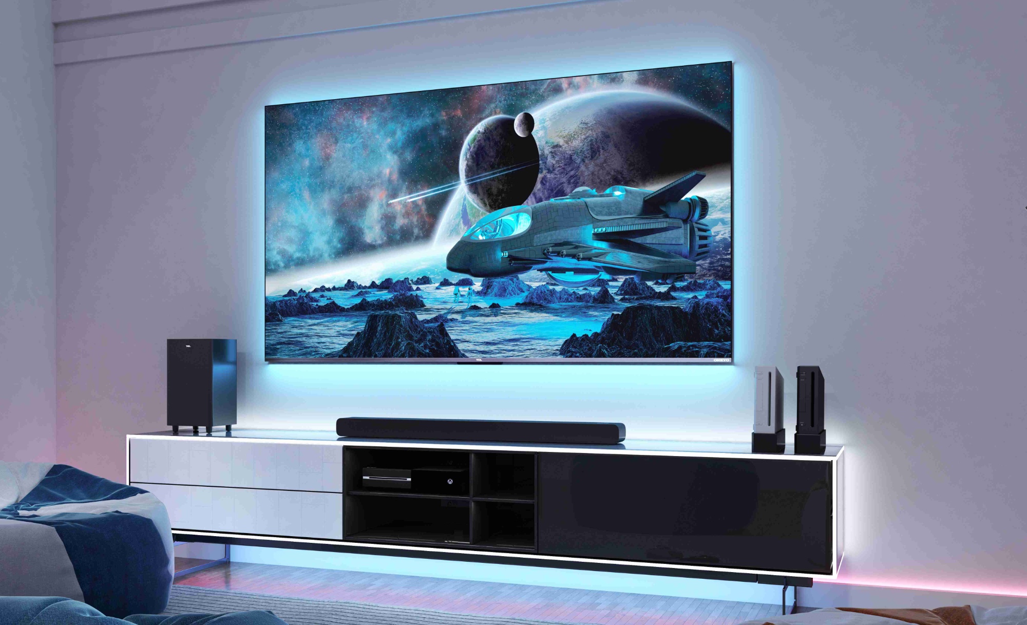 Nowe telewizory TCL z Google TV na wiosnę. A może klimę do tego?