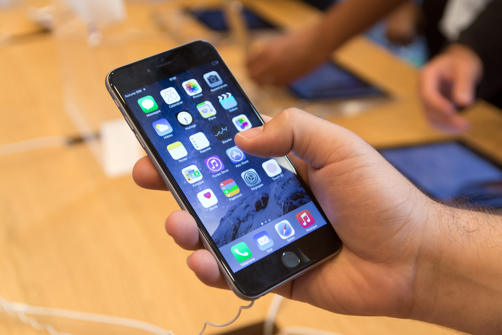 Rosjanie znów pokazują, że są odklejeni. Żądają tańszych iPhone'ów